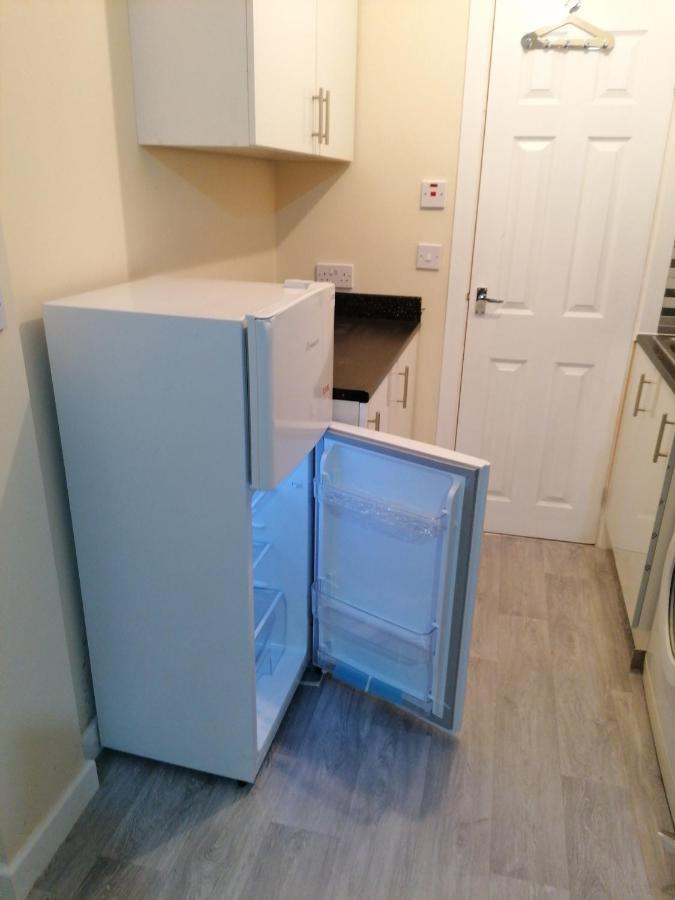 Self-Contained Studio Flat Bathrooms Kitchens Upgrade Locations To City Centre 15 Minutes Walking Distance Nottingham Universities Queen Hospitals City Hospitals Exterior photo